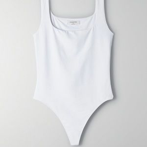 Aritzia Babaton Bodysuit in white size xs
